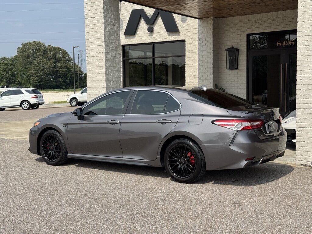 2020 Toyota Camry SE - Photo 8 - Martin, TN 38237