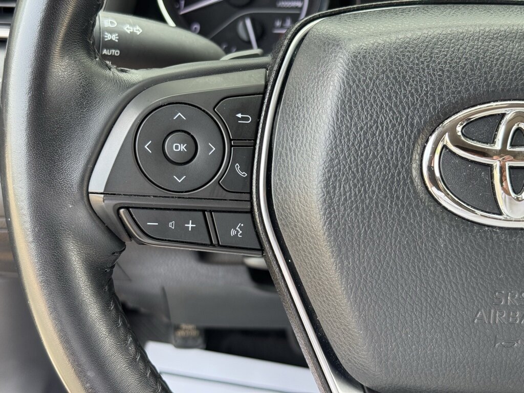 2020 Toyota Camry SE - Photo 22 - Martin, TN 38237