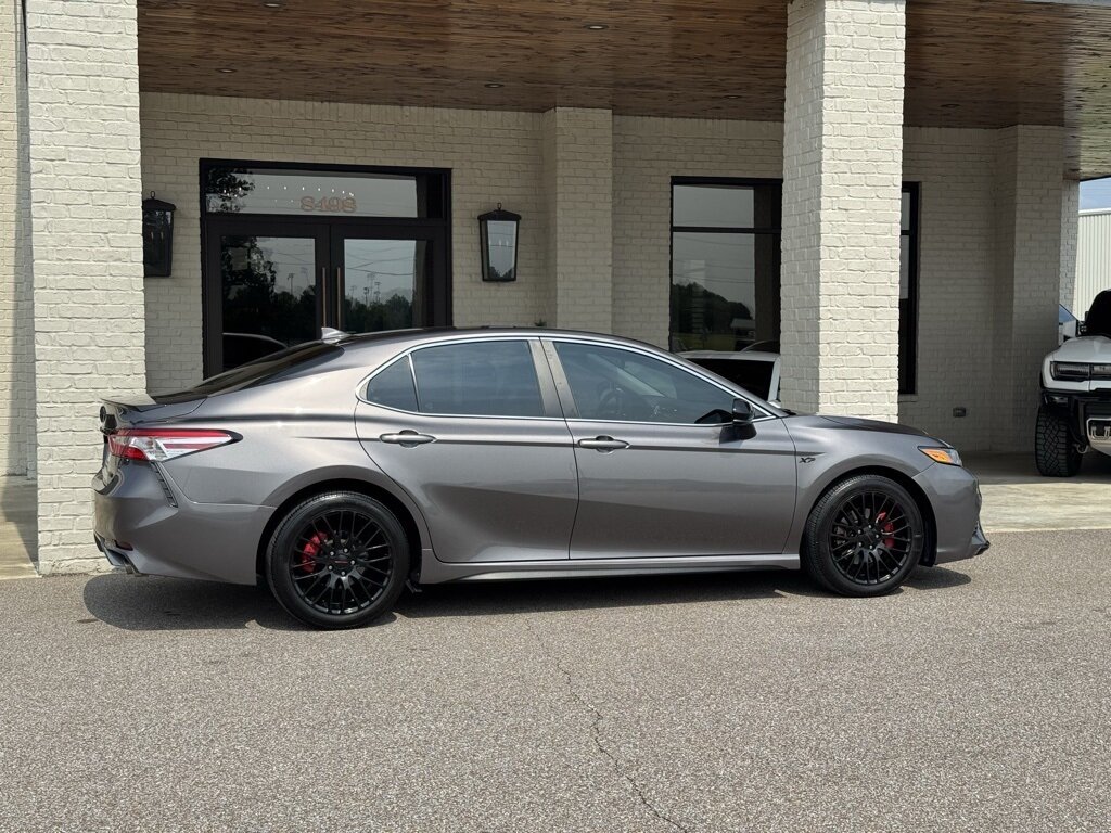 2020 Toyota Camry SE - Photo 13 - Martin, TN 38237