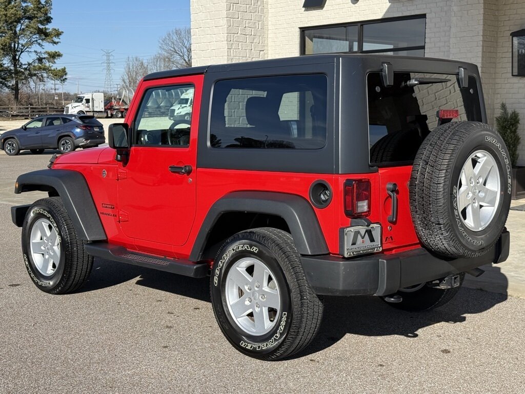 2017 Jeep Wrangler Sport   - Photo 11 - Martin, TN 38237