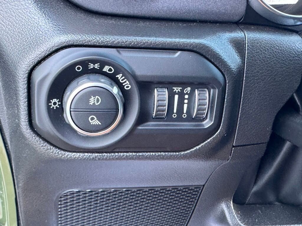 2022 Jeep Gladiator Mojave   - Photo 33 - Martin, TN 38237