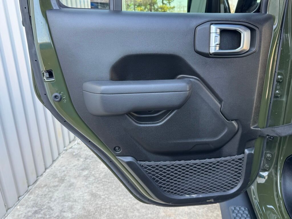 2022 Jeep Gladiator Mojave   - Photo 38 - Martin, TN 38237