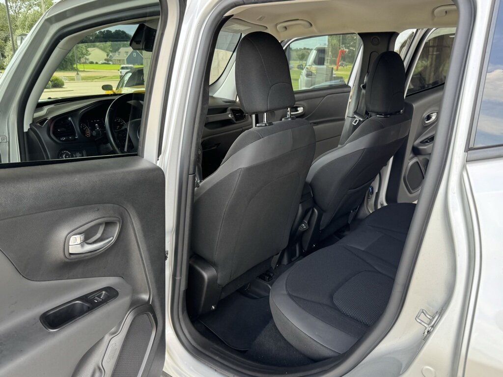 2020 Jeep Renegade Altitude - Photo 33 - Martin, TN 38237
