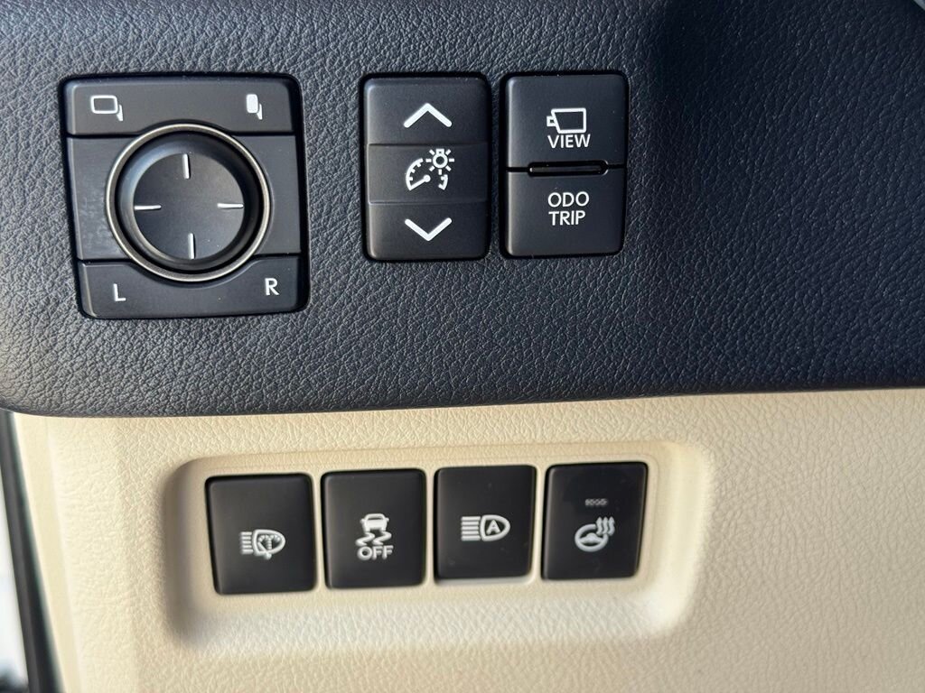 2022 Lexus GX 460 460 Luxury - Photo 32 - Martin, TN 38237