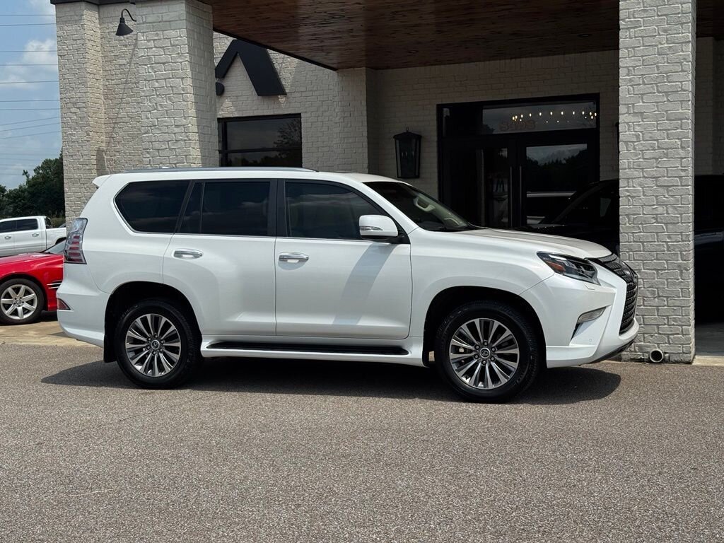 2022 Lexus GX 460 460 Luxury - Photo 16 - Martin, TN 38237