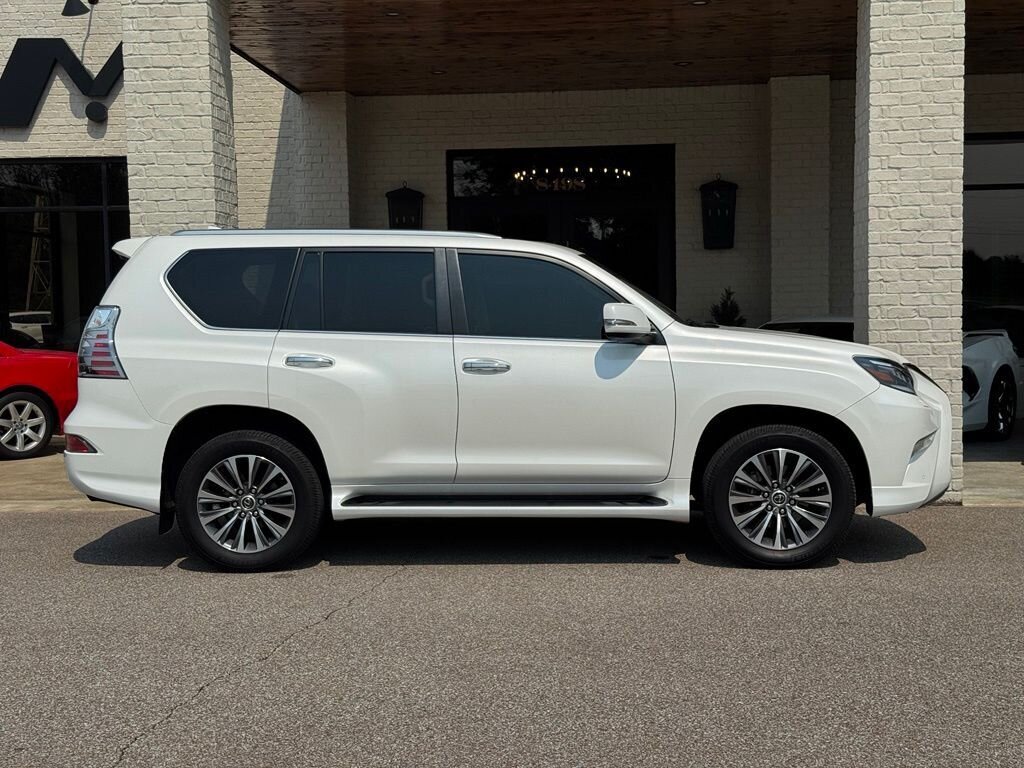 2022 Lexus GX 460 460 Luxury - Photo 52 - Martin, TN 38237