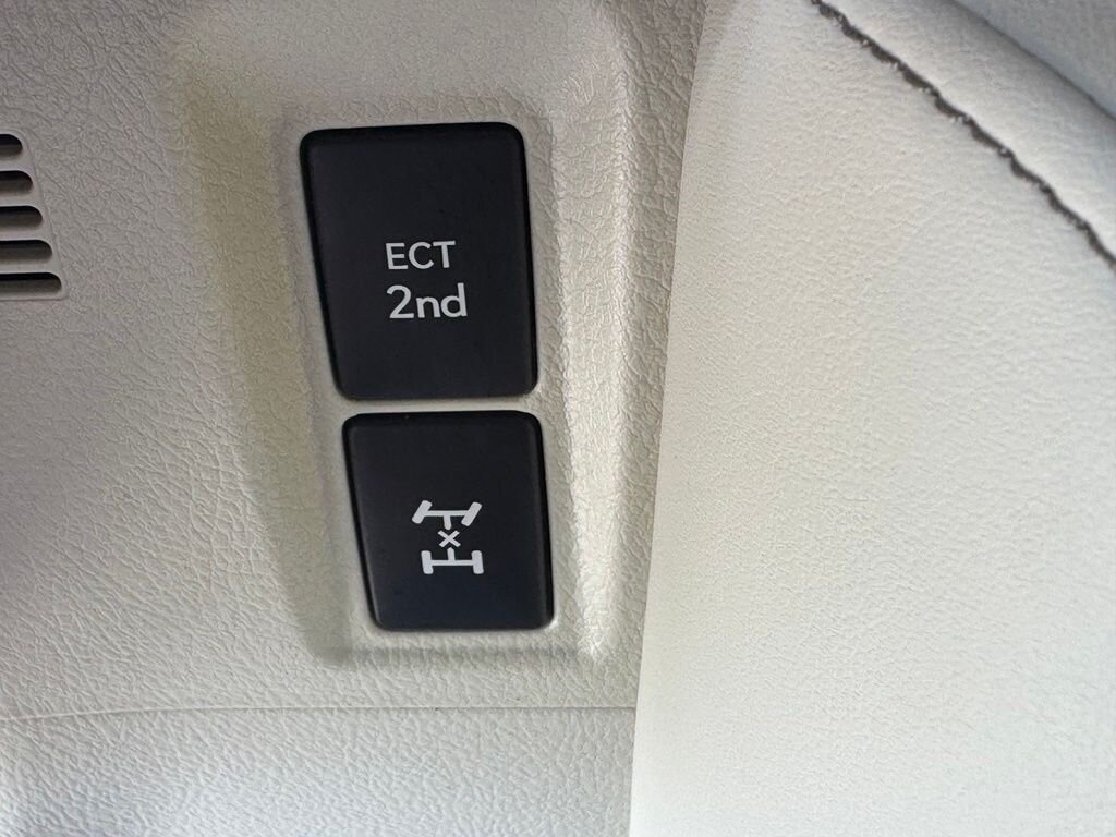 2022 Lexus GX 460 460 Luxury - Photo 31 - Martin, TN 38237