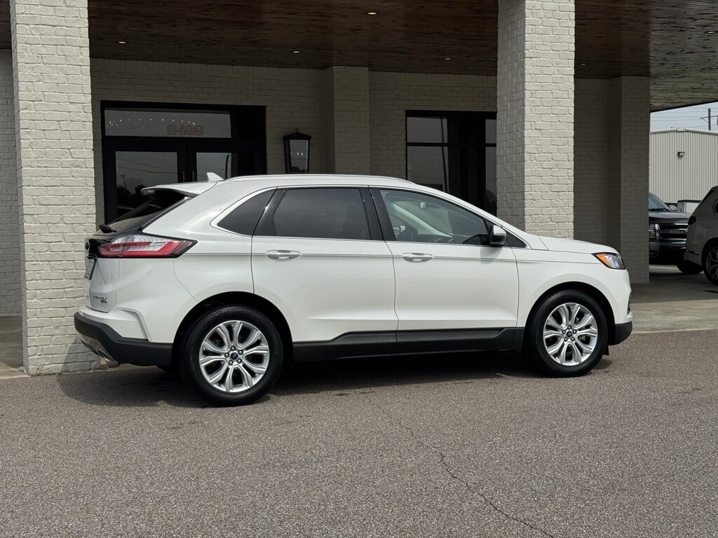 2020 Ford Edge Titanium - Photo 14 - Martin, TN 38237