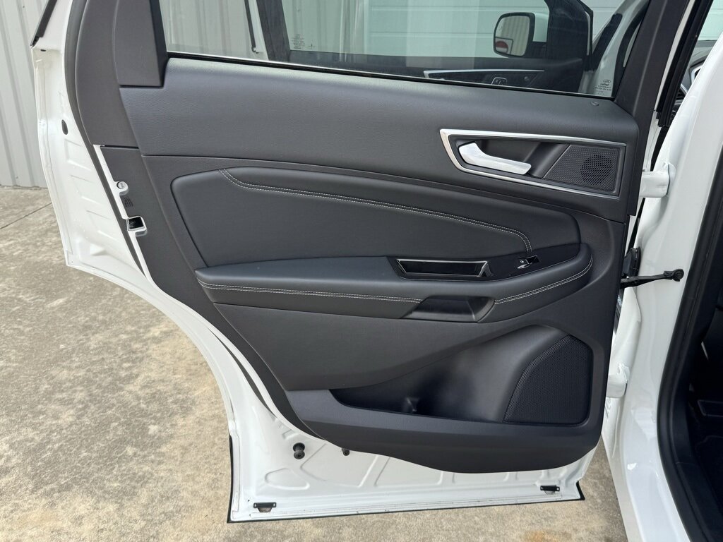 2020 Ford Edge Titanium - Photo 39 - Martin, TN 38237