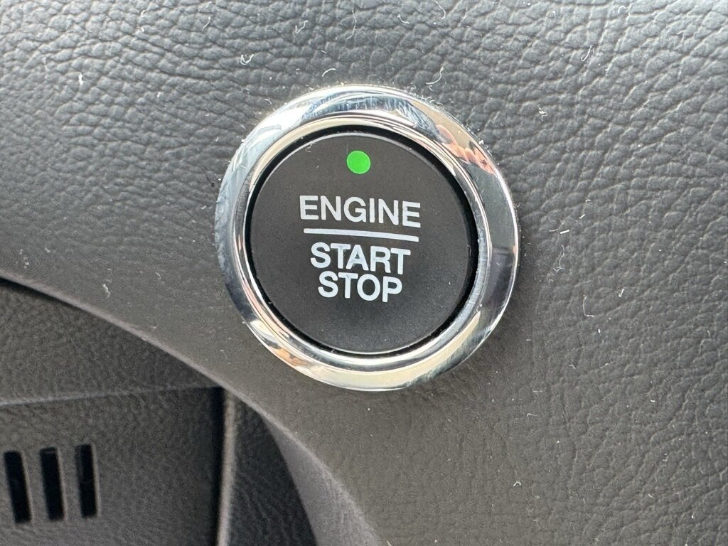 2020 Ford Edge Titanium - Photo 30 - Martin, TN 38237