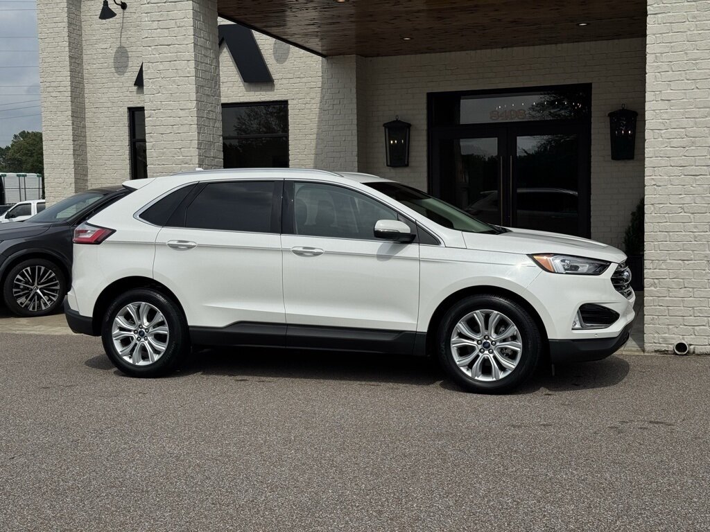 2020 Ford Edge Titanium - Photo 17 - Martin, TN 38237