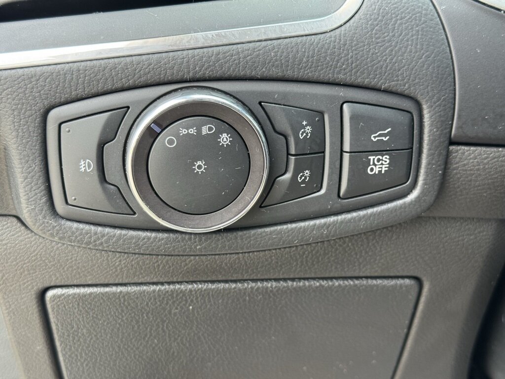 2020 Ford Edge Titanium - Photo 33 - Martin, TN 38237