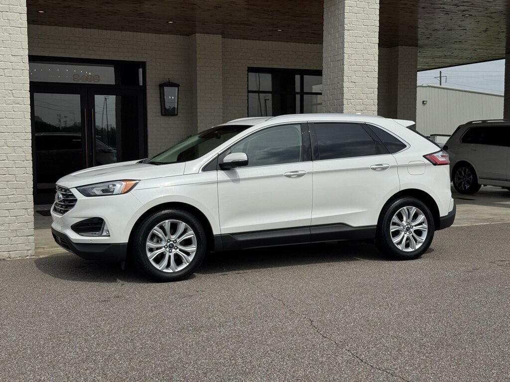 2020 Ford Edge Titanium - Photo 5 - Martin, TN 38237