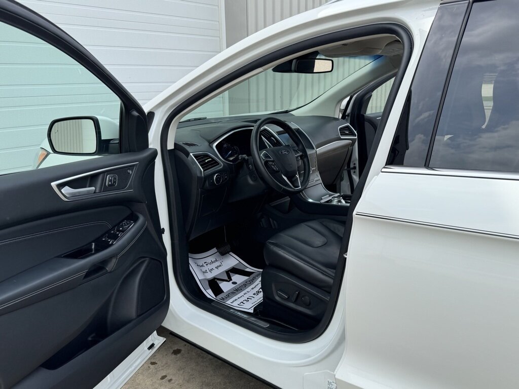 2020 Ford Edge Titanium - Photo 21 - Martin, TN 38237