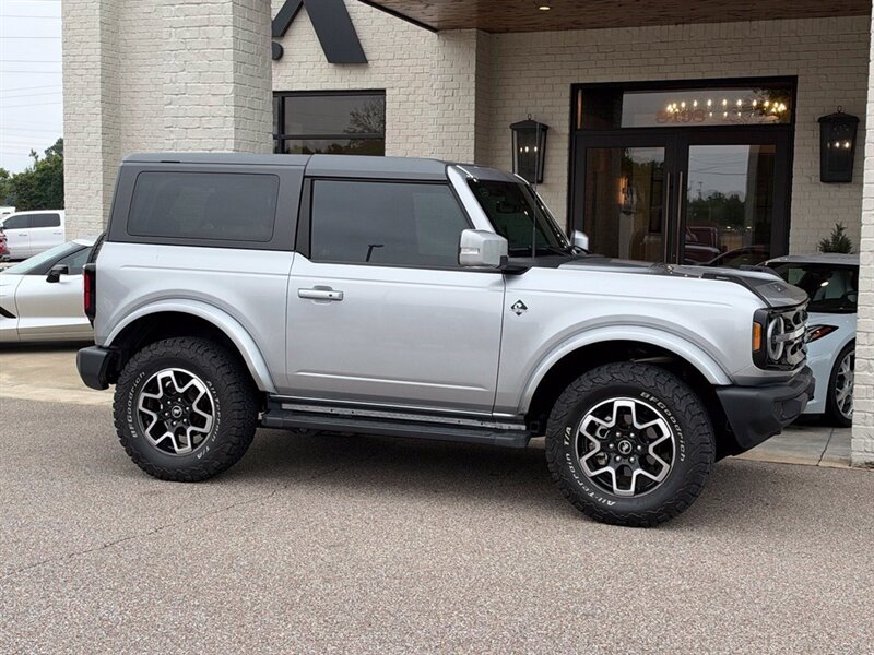 2022 Ford Bronco Outer Banks - Photo 3 - Martin, TN 38237