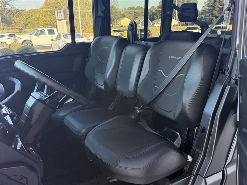 2025 CAN-AM DEFENDER MAX HD10 LIMITED