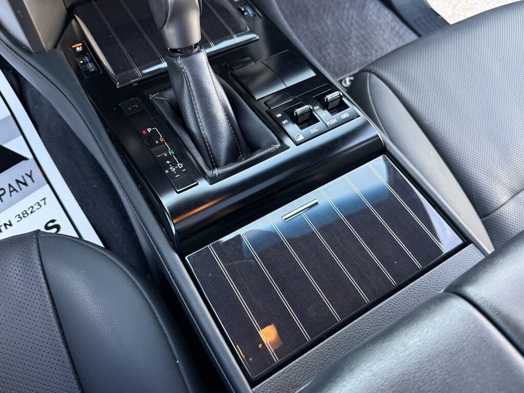 2021 Lexus GX 460   - Photo 31 - Martin, TN 38237