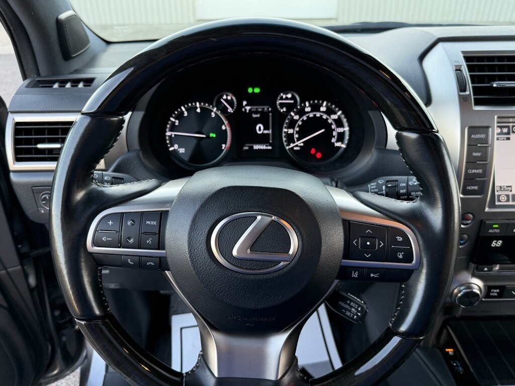 2021 Lexus GX 460   - Photo 22 - Martin, TN 38237