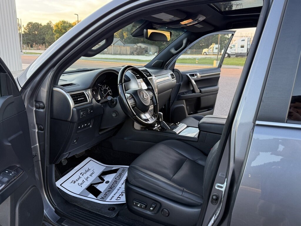 2021 Lexus GX 460   - Photo 59 - Martin, TN 38237