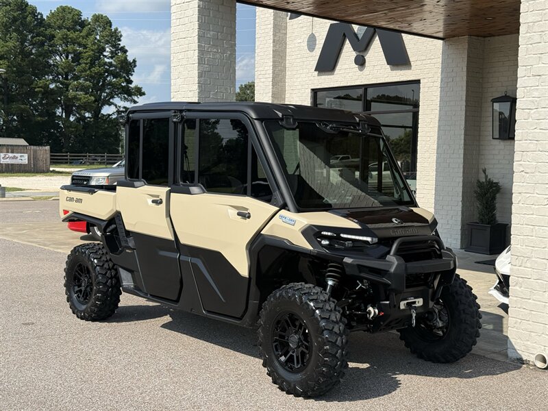 2026 Can-Am Defender MAX Limited HD11  