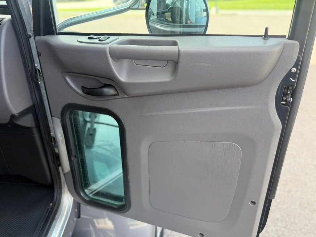 2020 Peterbilt 337 BOX   - Photo 35 - Martin, TN 38237