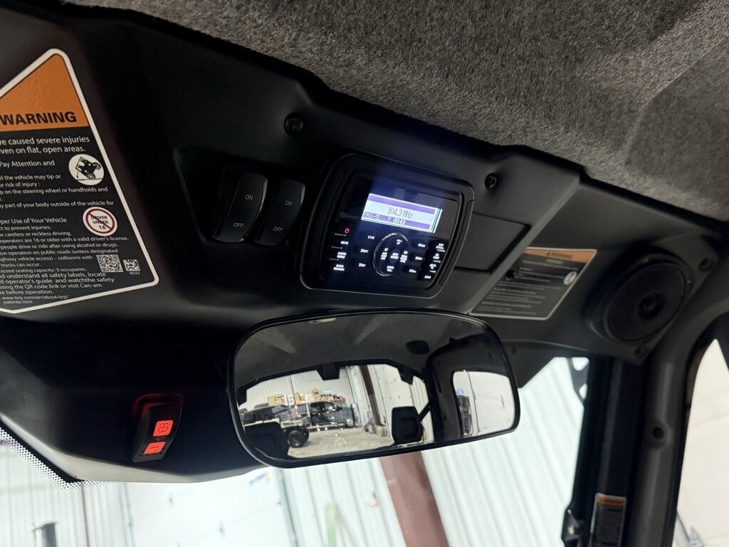 2021 Can-Am Defender Limited HD10   - Photo 12 - Martin, TN 38237