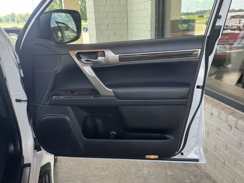 2020 Lexus GX 460 460 Luxury   - Photo 51 - Martin, TN 38237