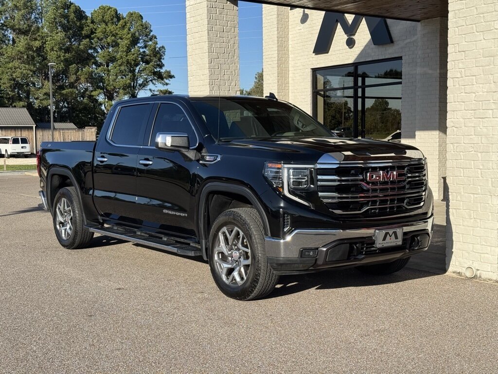 2023 GMC Sierra 1500 SLT   - Photo 20 - Martin, TN 38237
