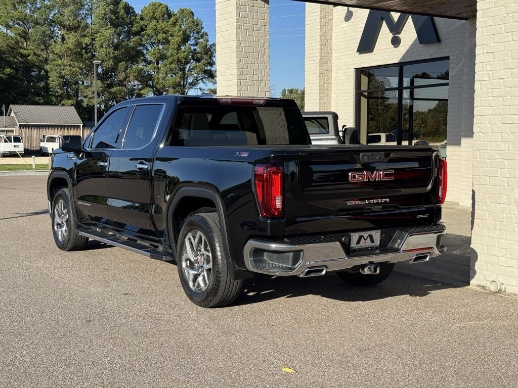 2023 GMC Sierra 1500 SLT   - Photo 11 - Martin, TN 38237