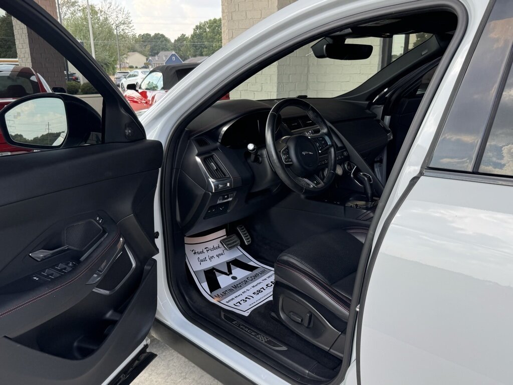 2020 Jaguar E-PACE Checkered Flag Edition - Photo 19 - Martin, TN 38237