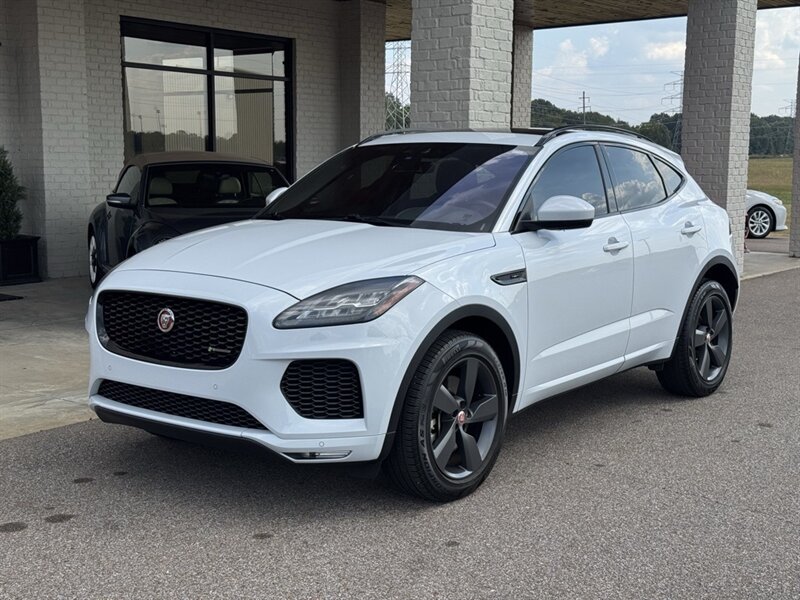 2020 Jaguar E-PACE Checkered Flag Edition - Photo 3 - Martin, TN 38237