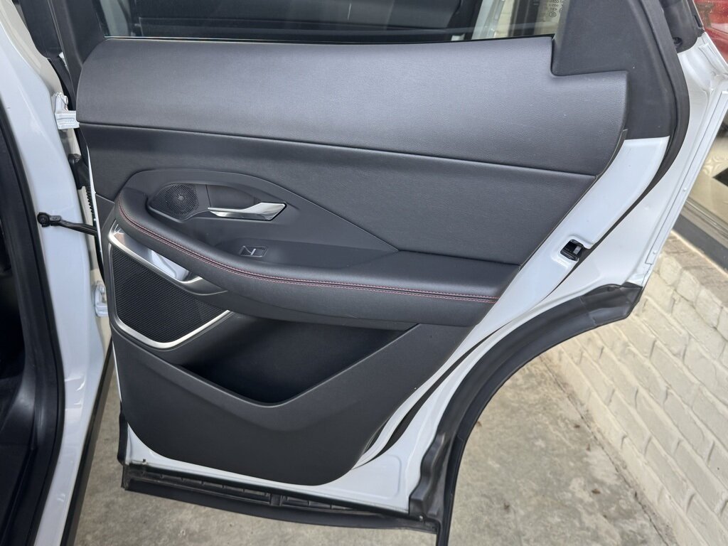 2020 Jaguar E-PACE Checkered Flag Edition - Photo 42 - Martin, TN 38237