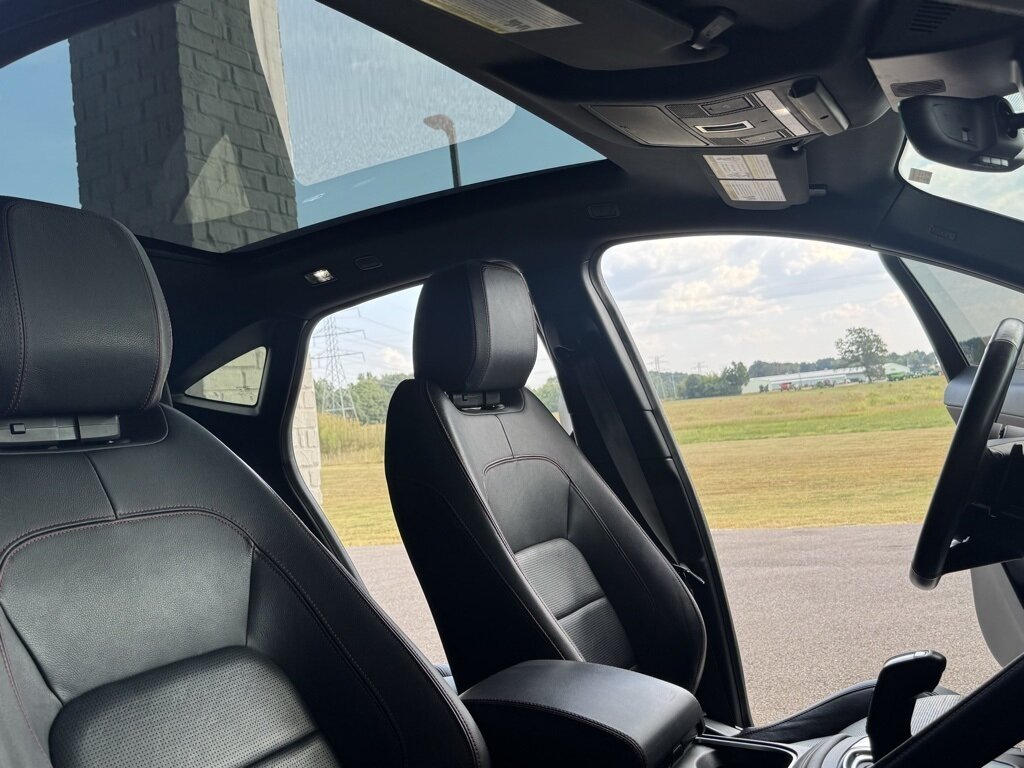 2020 Jaguar E-PACE Checkered Flag Edition - Photo 46 - Martin, TN 38237