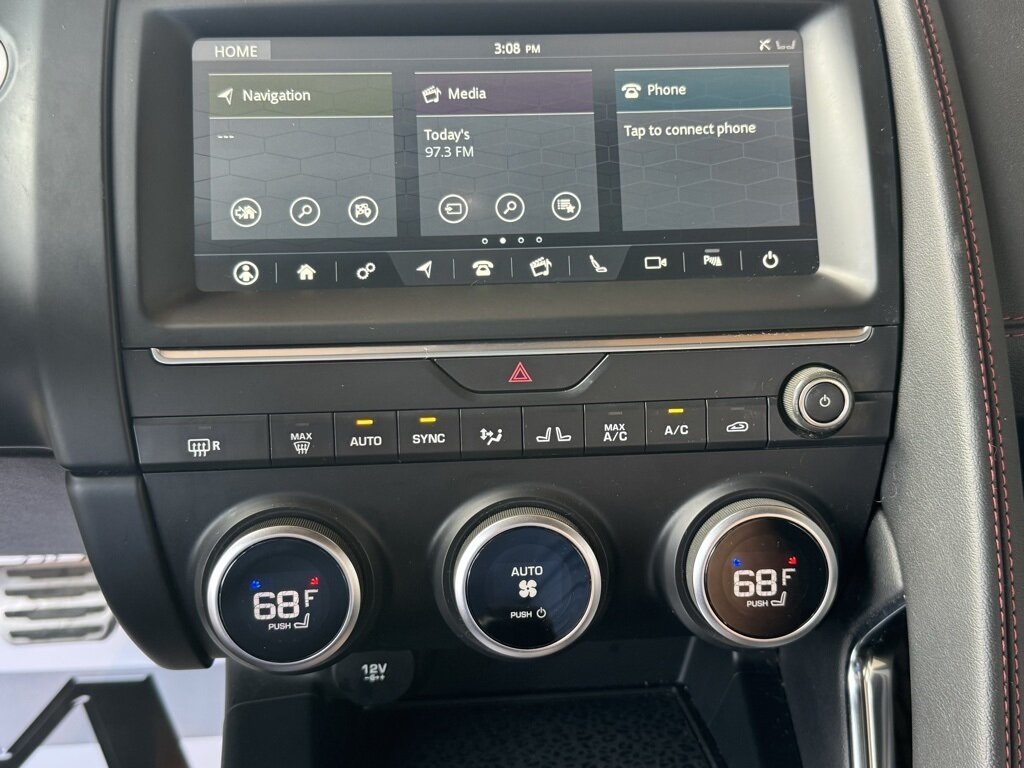 2020 Jaguar E-PACE Checkered Flag Edition - Photo 27 - Martin, TN 38237