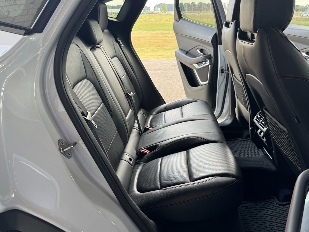 2020 Jaguar E-PACE Checkered Flag Edition - Photo 41 - Martin, TN 38237