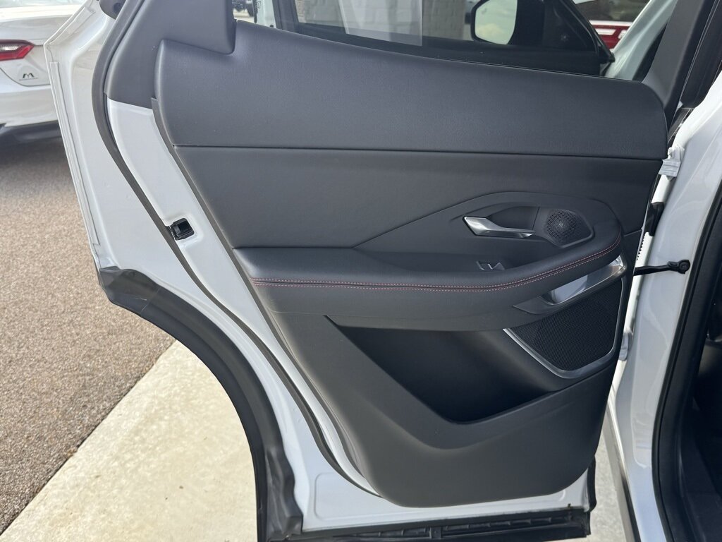 2020 Jaguar E-PACE Checkered Flag Edition - Photo 38 - Martin, TN 38237
