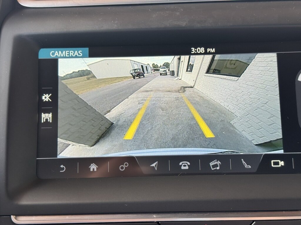 2020 Jaguar E-PACE Checkered Flag Edition - Photo 26 - Martin, TN 38237