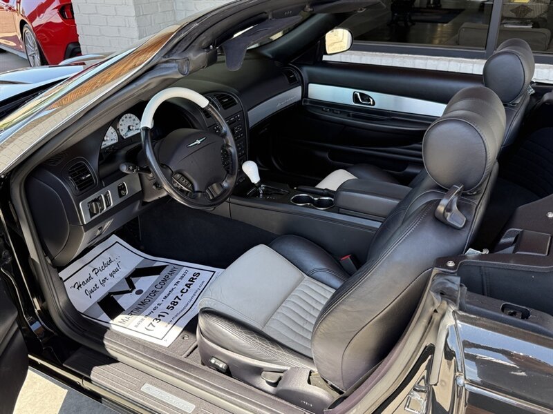 2004 Ford Thunderbird  