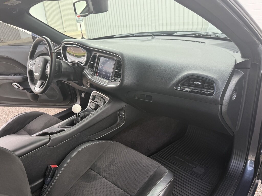 2018 Dodge Challenger R/T Scat Pack - Photo 30 - Martin, TN 38237