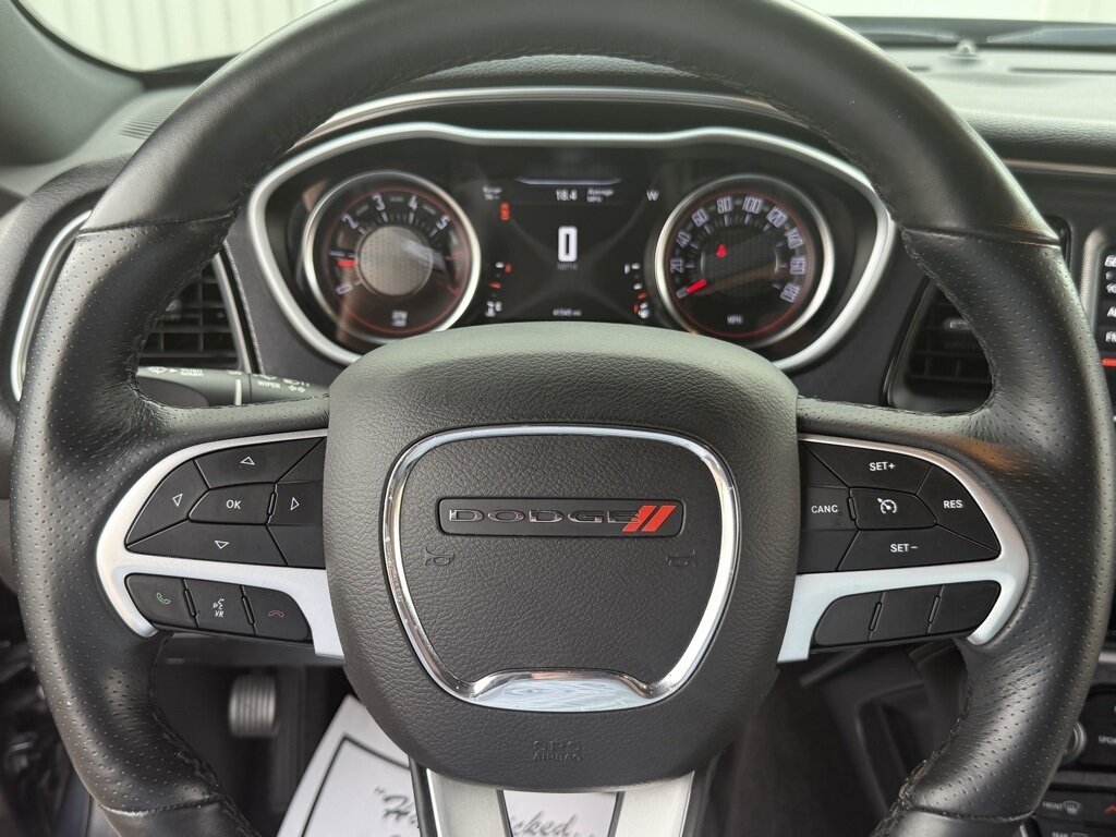 2018 Dodge Challenger R/T Scat Pack - Photo 14 - Martin, TN 38237