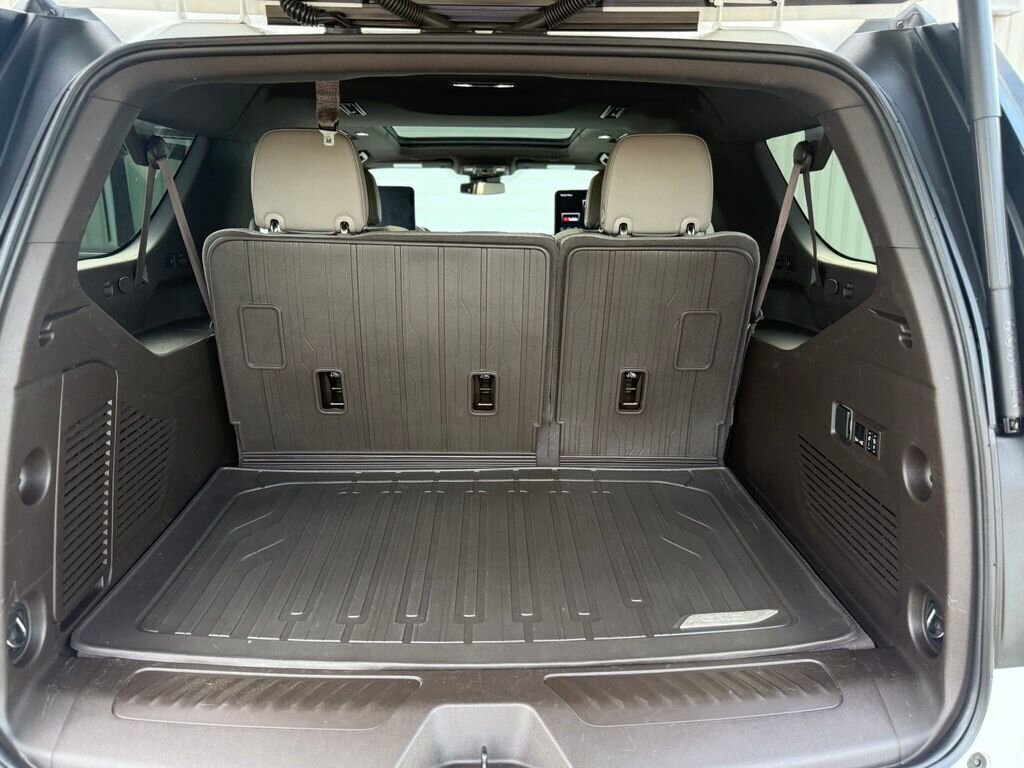 2023 GMC Yukon XL SLT   - Photo 45 - Martin, TN 38237