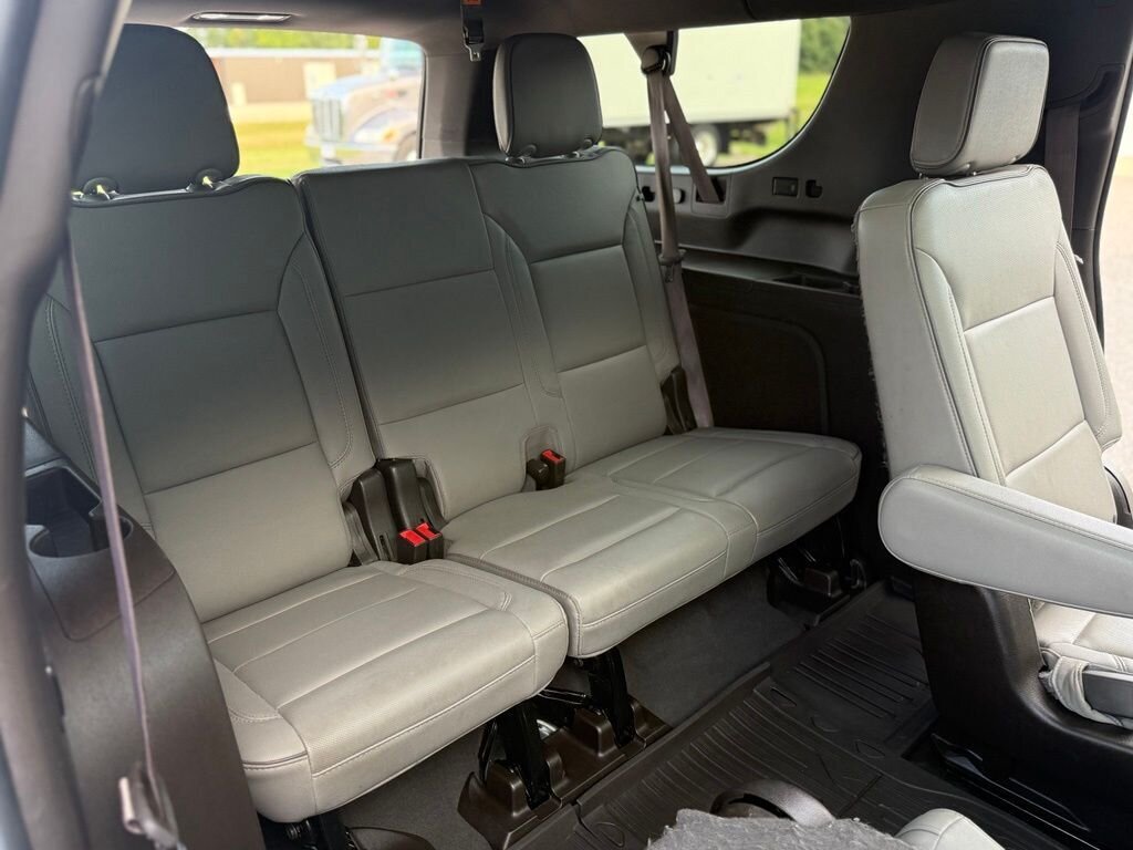 2023 GMC Yukon XL SLT   - Photo 39 - Martin, TN 38237