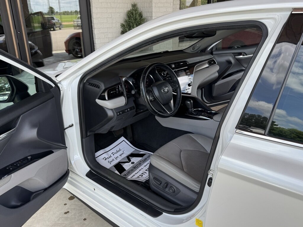 2019 Toyota Camry XSE - Photo 21 - Martin, TN 38237