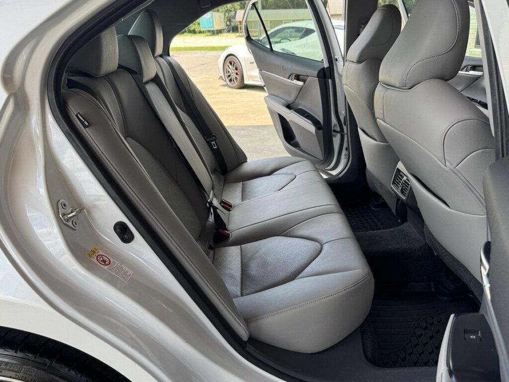 2019 Toyota Camry XSE - Photo 39 - Martin, TN 38237