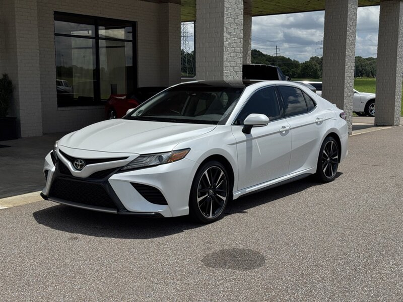 2019 Toyota Camry XSE - Photo 3 - Martin, TN 38237