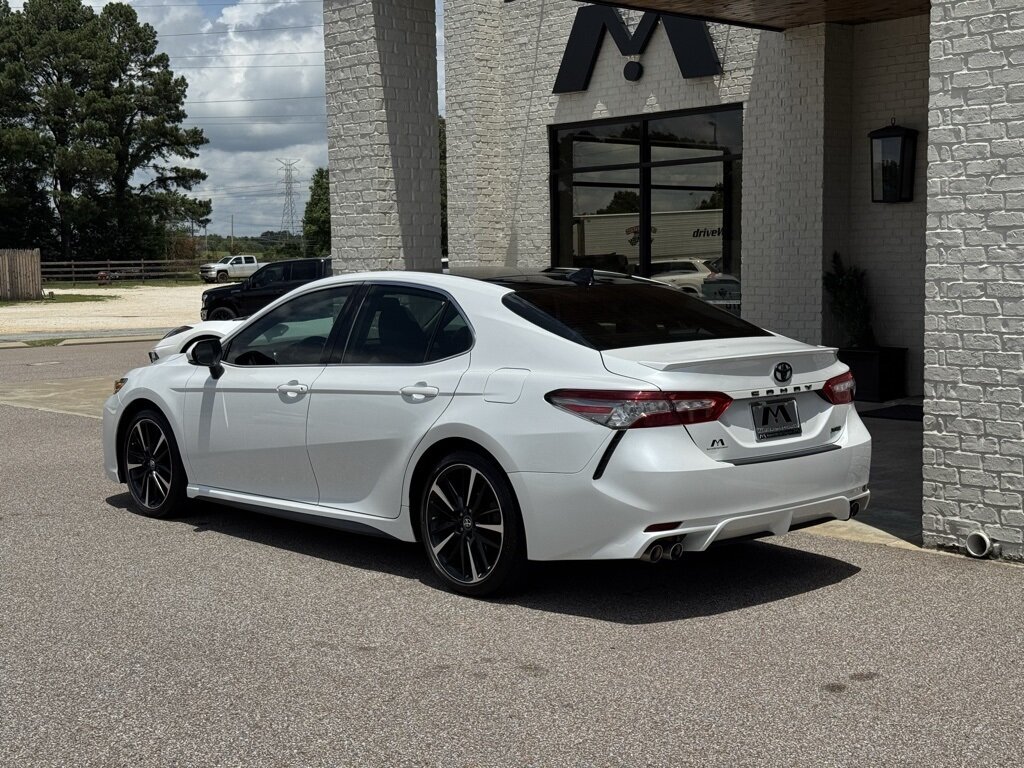 2019 Toyota Camry XSE - Photo 10 - Martin, TN 38237
