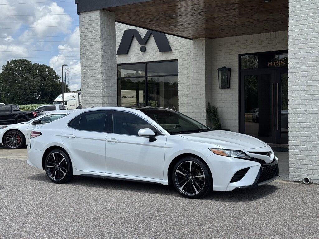 2019 Toyota Camry XSE - Photo 18 - Martin, TN 38237