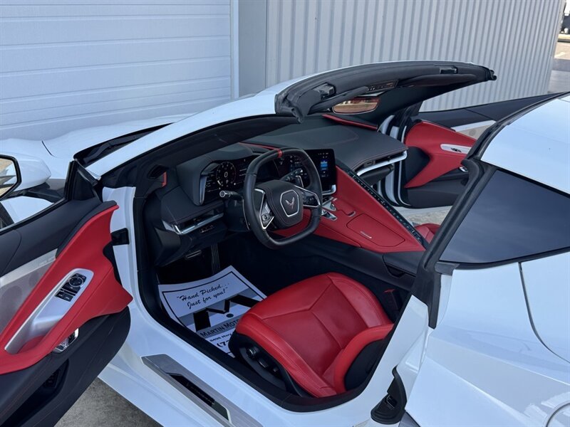 2025 Chevrolet Corvette Stingray 2LT  