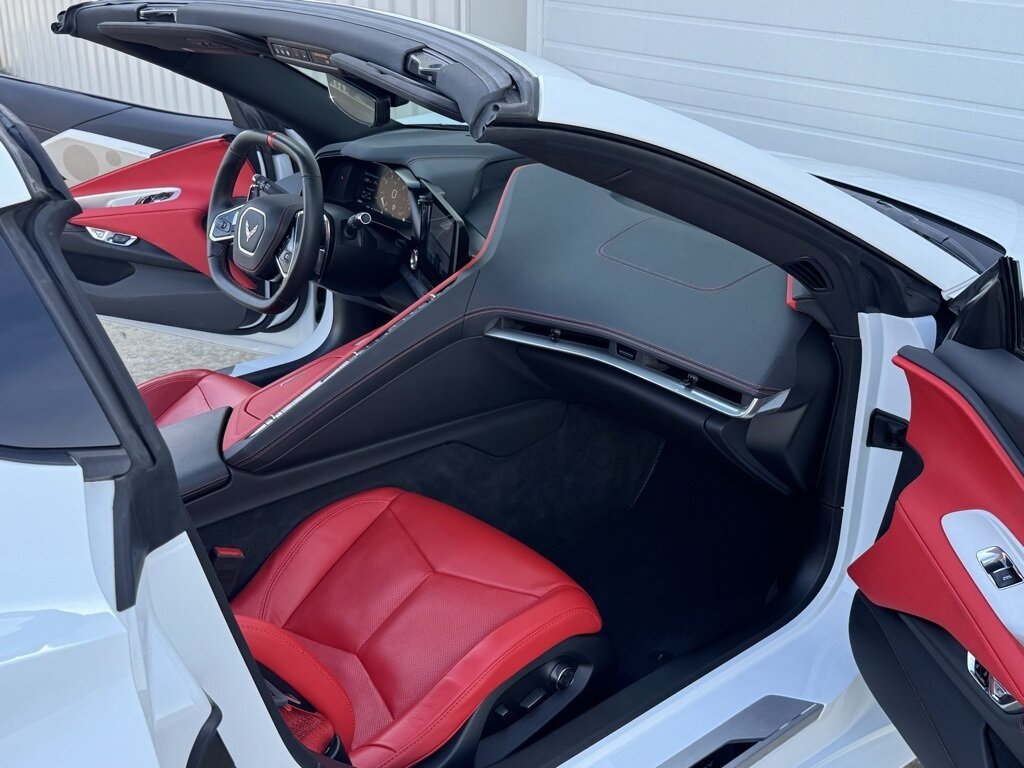 2025 Chevrolet Corvette Stingray 2LT   - Photo 38 - Martin, TN 38237