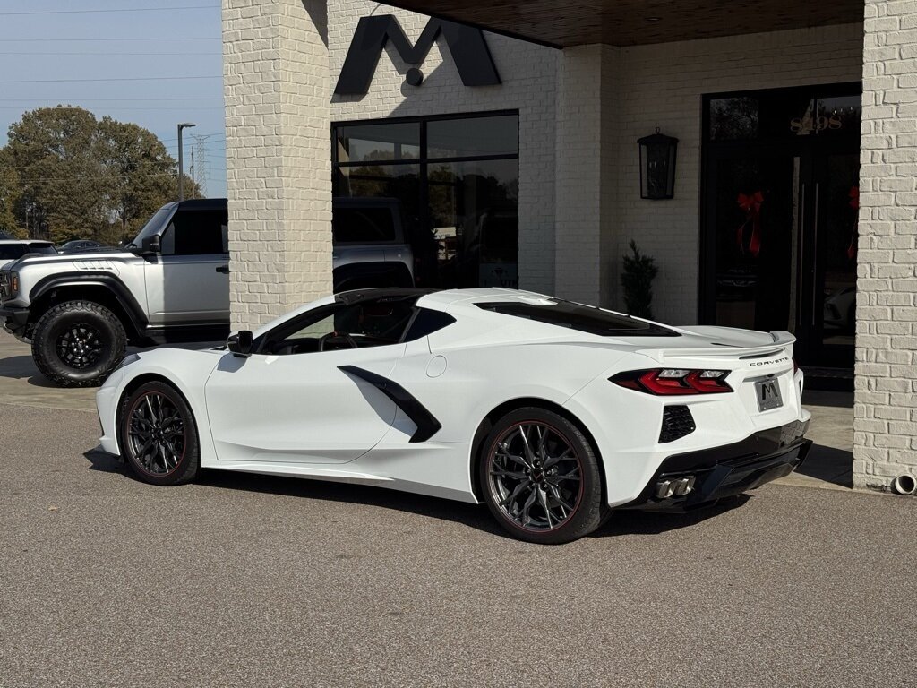 2025 Chevrolet Corvette Stingray 2LT   - Photo 16 - Martin, TN 38237